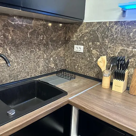 Daire Regina's Flatiron Luxury With Jacuzzi *